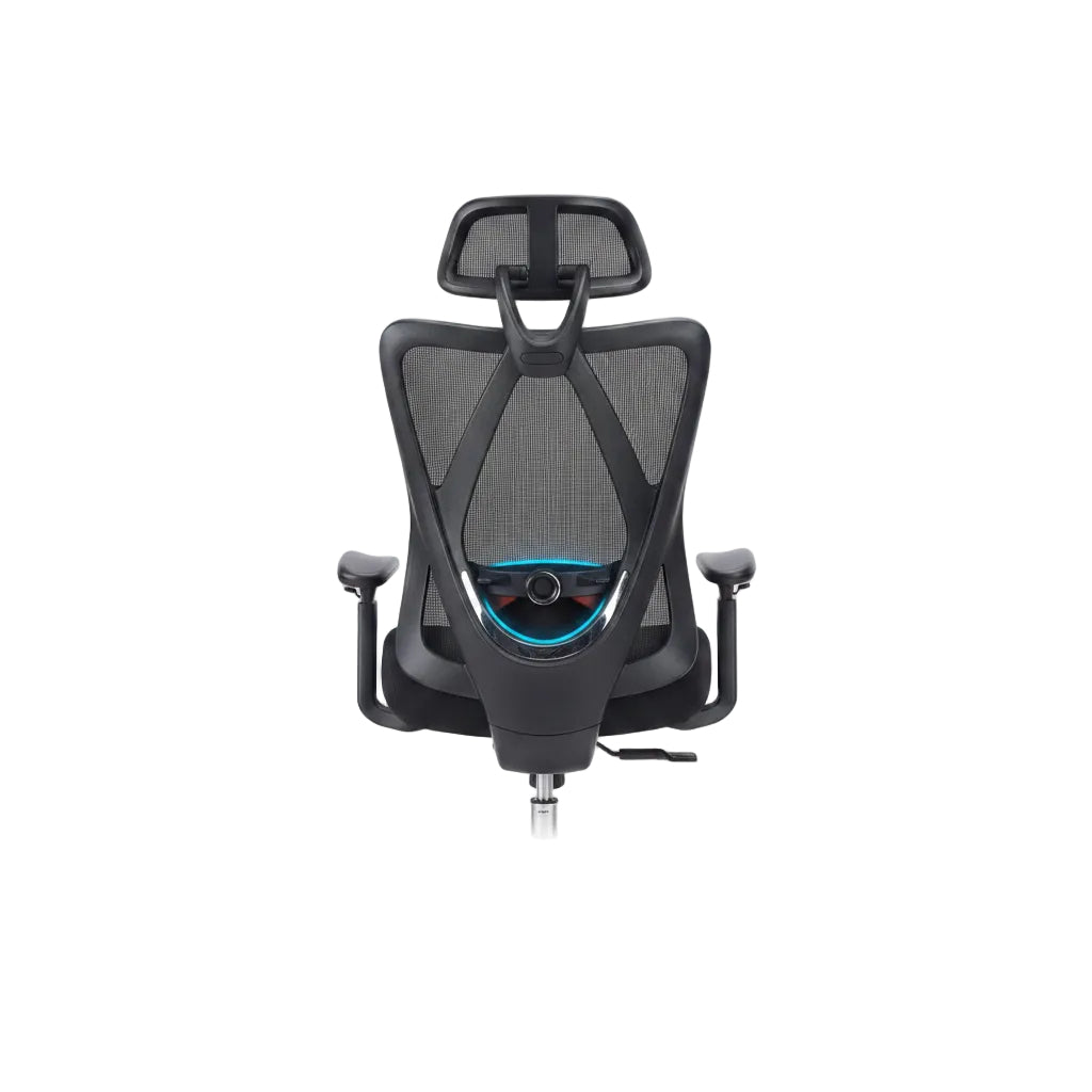 Ergonomic office chair with text highlighting features on a white background